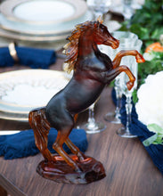 Load image into Gallery viewer, Cheval fougueux Ambre brun 500ex - Daum
