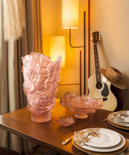 Load image into Gallery viewer, Camelia Coupe petit modÃ¨le Rose - Daum
