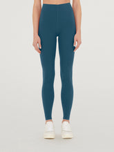 Load image into Gallery viewer, W-Bonded Leggings
