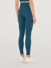 Load image into Gallery viewer, W-Bonded Leggings
