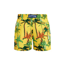 Load image into Gallery viewer, Ultra-light and packable Swim Shorts Palms Offset
