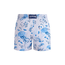 Load image into Gallery viewer, Stretch Short Swim Shorts Medusa and Shells
