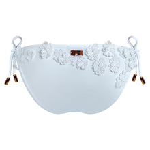 Load image into Gallery viewer, Bikini Bottom Embroidered Guipure Florale
