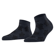 Load image into Gallery viewer, Sneaker Socks Ronde des Tortues - Vilebrequin x Falke
