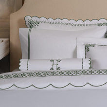 Load image into Gallery viewer, Seferî Flower Garden Standard Sham - Green
