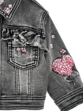 Load image into Gallery viewer, Denim jacket
