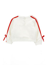 Load image into Gallery viewer, Sweatshirt with heart and laces
