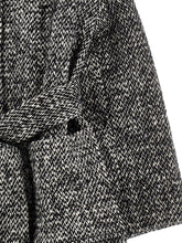 Load image into Gallery viewer, Hooded coat
