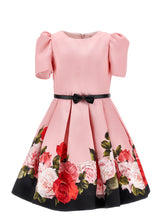 Load image into Gallery viewer, Scottish dress and roses
