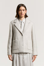 Load image into Gallery viewer, Single-breasted blazer in carded mohair-blend bouclé
