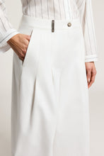 Load image into Gallery viewer, Cotton gabardine trousers
