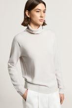 Load image into Gallery viewer, Pure cashmere sweater
