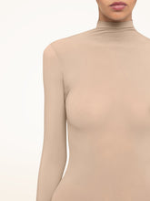 Load image into Gallery viewer, Buenos Aires String Body
