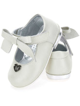 Load image into Gallery viewer, Ballerina Bow and Detail M
