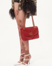 Load image into Gallery viewer, Djuna Medium Chain Bag In Suede And Nappa With Chevron Pattern
