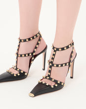 Load image into Gallery viewer, Rockstud Kidskin Pumps 100Mm
