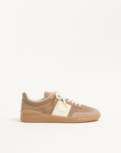 Load image into Gallery viewer, Upvillage Low Top Trainer In Split Leather And Calfskin Nappa Leather
