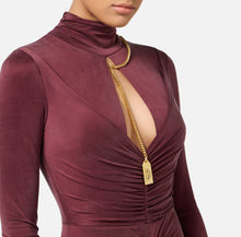 Load image into Gallery viewer, Red carpet dress in draped jersey with necklace
