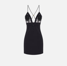 Load image into Gallery viewer, Dress in lightweight double layer crêpe fabric with lace and flowers
