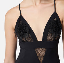 Load image into Gallery viewer, Dress in lightweight double layer crêpe fabric with lace and flowers
