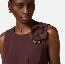 Load image into Gallery viewer, Sleeveless dress in lightweight crêpe fabric
