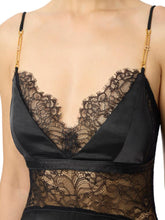 Load image into Gallery viewer, Dress in satin and lace fabrics with jewel details

