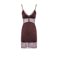 Load image into Gallery viewer, Dress in satin and lace fabrics with jewel details
