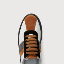 Load image into Gallery viewer, Low-top suede sneakers
