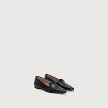 Load image into Gallery viewer, Leather ballet flats
