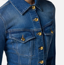 Load image into Gallery viewer, Cropped denim jacket
