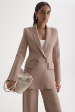 Load image into Gallery viewer, CREPE KNIT TAILORED BLAZER - OAT
