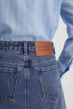 Load image into Gallery viewer, C6211011J-DENIM-MID-WAIST-PENCIL-SKIRT-JB.WASHED.INDIGO-SCANLANTHEODORE-7_1770681182
