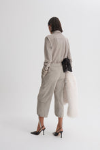 Load image into Gallery viewer, C6221477F-FAUX-SUEDE-CROP-CARGO-STONE-SCANLANTHEODORE-5_1775622354
