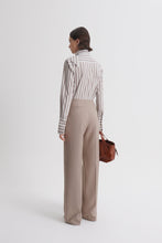 Load image into Gallery viewer, C6221492-ITALIAN-SLOUCHY-TROUSER-TAUPE-SCANLANTHEODORE-4_1770680254
