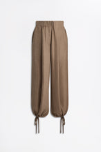Load image into Gallery viewer, C6221506-SILK-JACQUARD-CROP-TROUSER-MILITARY-SCANLANTHEODORE-1_1770674253
