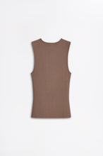 Load image into Gallery viewer, CREPE KNIT CREW NECK SINGLET - WHISKEY
