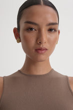 Load image into Gallery viewer, C6262496-CREPE-KNIT-CREW-NECK-SINGLET-WHISKEY-SCANLANTHEODORE-6_1770681246
