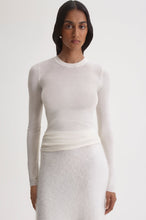 Load image into Gallery viewer, C6262513-BABYWOOL-CREW-SWEATER-IVORY-SCANLANTHEODORE-6_1770679945
