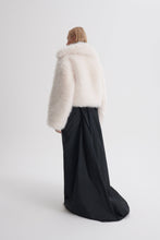 Load image into Gallery viewer, C6270048-FAUX-FUR-JACKET-ALABASTER-SCANLANTHEODORE-5_1770679926
