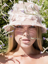 Load image into Gallery viewer, Cloche Bon Effiloche
