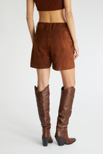 Load image into Gallery viewer, Suede bermuda shorts with handmade shading effect
