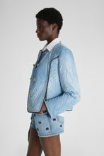 Load image into Gallery viewer, Denim effect quilted double-breasted jacket with multicoloured rafia piping
