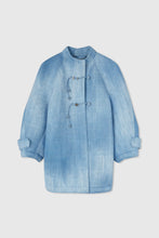 Load image into Gallery viewer, Denim print scuba boxy caban with frogs
