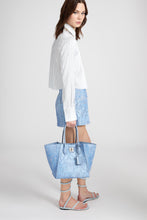 Load image into Gallery viewer, Silk blend micro-striped crop shirt
