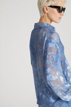 Load image into Gallery viewer, Regular fit denim print viscose devorè shirt
