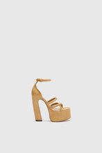 Load image into Gallery viewer, Platform in beige nuvolato suede with hand-woven straps
