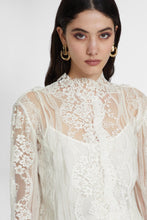 Load image into Gallery viewer, Pure silk blouse with lace embroidery

