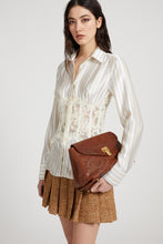 Load image into Gallery viewer, Printed silk shirt with rebrodé lace bustier
