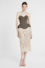 Load image into Gallery viewer, Structured bustier in wool, silk and cashmere herringbone
