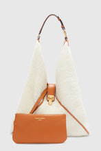 Load image into Gallery viewer, Dudu large in shearling
